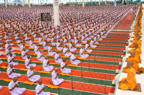 ภาพ No.36858:พิธีบรรพชา กล่าวคำขอบรรพชา และคล้องอังสะ