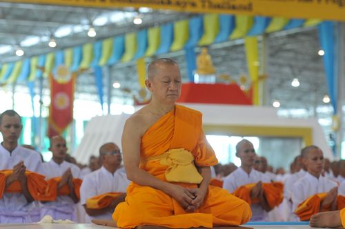 ภาพ No.36777:พิธีบรรพชา กล่าวคำขอบรรพชา และคล้องอังสะ