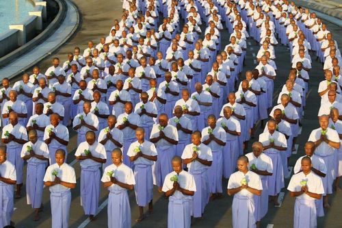 ภาพ No.11578:พิธีบรรพชาโครงการอุปสมบทหมู่ 100,000 รูป ทุกหมู่บ้านทั่วไทย ครั้งที่ 10 (รุ่นเข้าพรรษา)