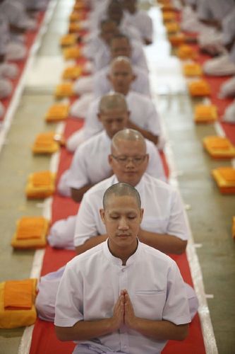 ภาพ No.11541:พิธีบรรพชาโครงการอุปสมบทหมู่ 100,000 รูป ทุกหมู่บ้านทั่วไทย ครั้งที่ 10 (รุ่นเข้าพรรษา)