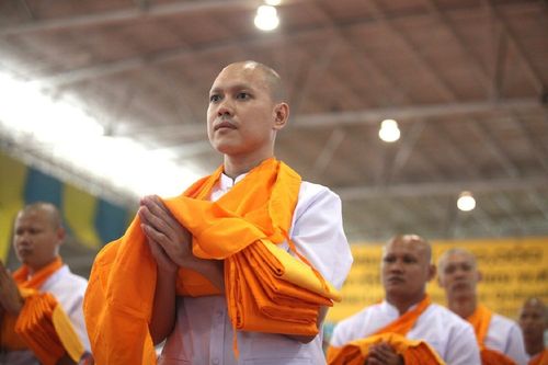 ภาพ No.11546:พิธีบรรพชาโครงการอุปสมบทหมู่ 100,000 รูป ทุกหมู่บ้านทั่วไทย ครั้งที่ 10 (รุ่นเข้าพรรษา)