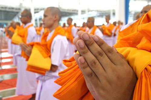 ภาพ No.11550:พิธีบรรพชาโครงการอุปสมบทหมู่ 100,000 รูป ทุกหมู่บ้านทั่วไทย ครั้งที่ 10 (รุ่นเข้าพรรษา)