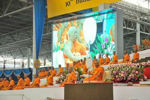 ภาพ No.11562:พิธีบรรพชาโครงการอุปสมบทหมู่ 100,000 รูป ทุกหมู่บ้านทั่วไทย ครั้งที่ 10 (รุ่นเข้าพรรษา)