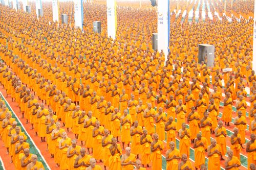 ภาพ No.36705:พิธีขอสรณคมน์และศีล ,พิธีขอนิสสัย