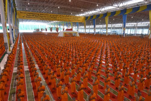 ภาพ No.36697:พิธีขอสรณคมน์และศีล ,พิธีขอนิสสัย