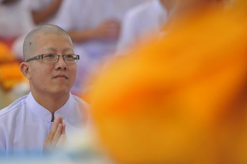 ภาพ No.36780:พิธีบรรพชา กล่าวคำขอบรรพชา และคล้องอังสะ