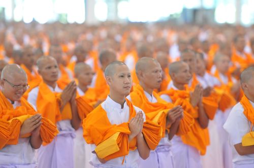 ภาพ No.36791:พิธีบรรพชา กล่าวคำขอบรรพชา และคล้องอังสะ