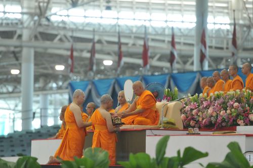 ภาพ No.36671:พิธีขอสรณคมน์และศีล ,พิธีขอนิสสัย