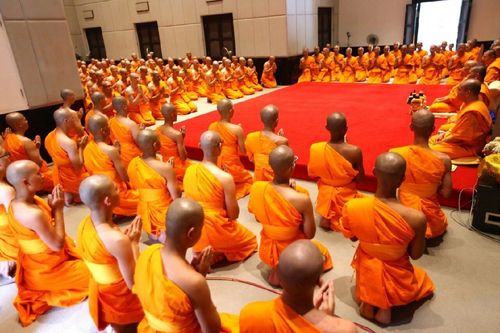 ภาพ No.11746:ประมวลภาพอุปสมบทหมู่ธรรมทายาทนานาชาติ รุ่นที่ 12 และธรรมทายาทอุดมศึกษารุ่นที่ 42