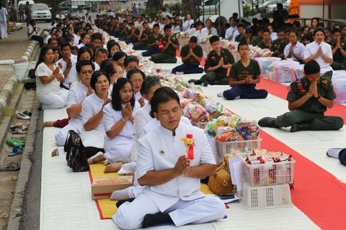 ภาพ No.11766:พิธีถวายสังฆทานแด่คณะสงฆ์ 323 วัด ใน 4 จังหวัดภาคใต้ ครั้งที่ 104