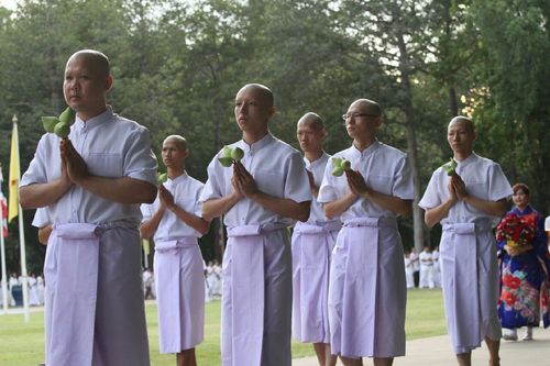 ภาพ No.11821:ประมวลภาพพิธีบรรพชาอุปสมบทธรรมทายาทชาวญี่ปุ่น ครั้งที่ 10