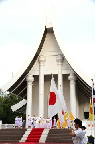 ภาพ No.11830:ประมวลภาพพิธีบรรพชาอุปสมบทธรรมทายาทชาวญี่ปุ่น ครั้งที่ 10
