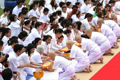 ภาพ No.11833:ประมวลภาพพิธีบรรพชาอุปสมบทธรรมทายาทชาวญี่ปุ่น ครั้งที่ 10