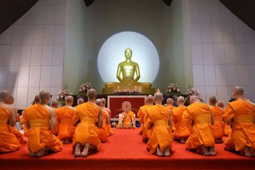 ภาพ No.11840:ประมวลภาพพิธีบรรพชาอุปสมบทธรรมทายาทชาวญี่ปุ่น ครั้งที่ 10