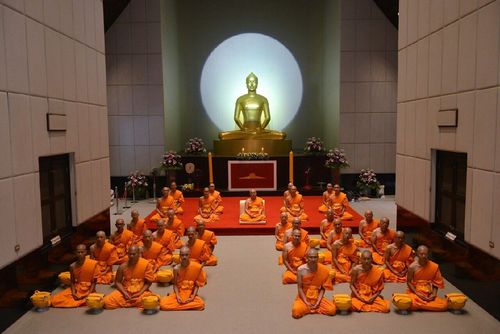 ภาพ No.11843:ประมวลภาพพิธีบรรพชาอุปสมบทธรรมทายาทชาวญี่ปุ่น ครั้งที่ 10