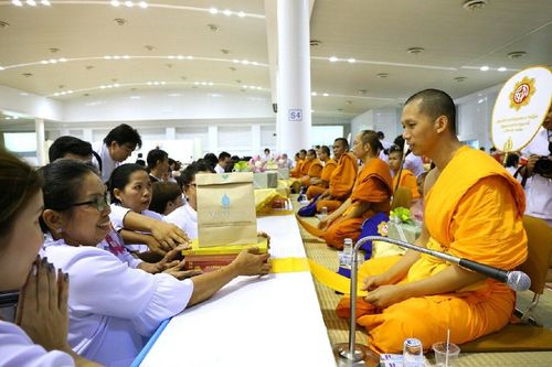 ภาพ No.11860:ประมวลภาพวันสมาธิโลก 2557 ณ วัดพระธรรมกาย