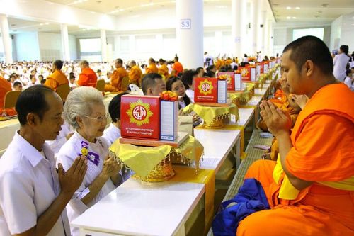 ภาพ No.11861:ประมวลภาพวันสมาธิโลก 2557 ณ วัดพระธรรมกาย