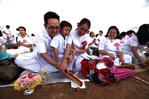 ภาพ No.11977:ประมวลภาพพิธีโปรยทรายและตอกเสาเข็มมงคล "พระมหาเจดีย์ทัตตชีโว"
