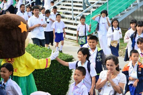 ภาพ No.12047:ประมวลภาพวันรวมพลังเด็กดี V-Star ผู้นำฟื้นฟูศีลธรรมโลก ครั้งที่ 9