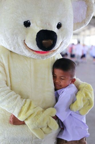 ภาพ No.12075:ประมวลภาพวันรวมพลังเด็กดี V-Star ผู้นำฟื้นฟูศีลธรรมโลก ครั้งที่ 9