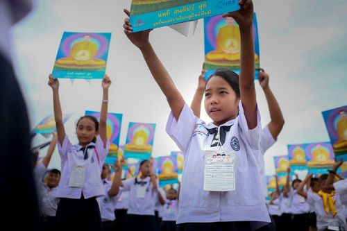 ภาพ No.12166:ประมวลภาพวันรวมพลังเด็กดี V-Star ผู้นำฟื้นฟูศีลธรรมโลก ครั้งที่ 9