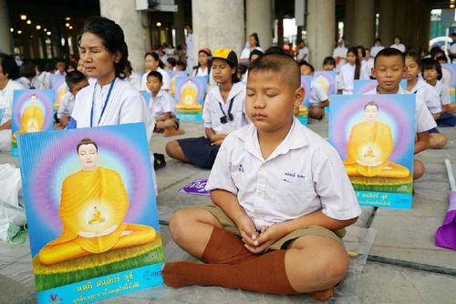 ภาพ No.12172:ประมวลภาพวันรวมพลังเด็กดี V-Star ผู้นำฟื้นฟูศีลธรรมโลก ครั้งที่ 9