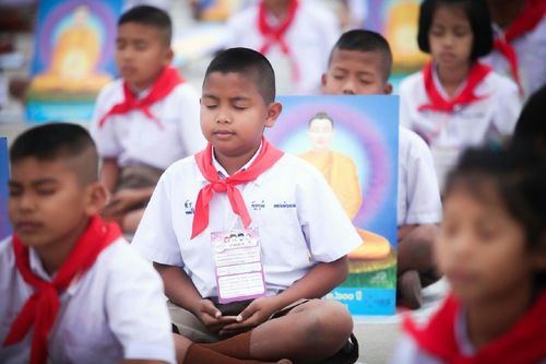 ภาพ No.12180:ประมวลภาพวันรวมพลังเด็กดี V-Star ผู้นำฟื้นฟูศีลธรรมโลก ครั้งที่ 9