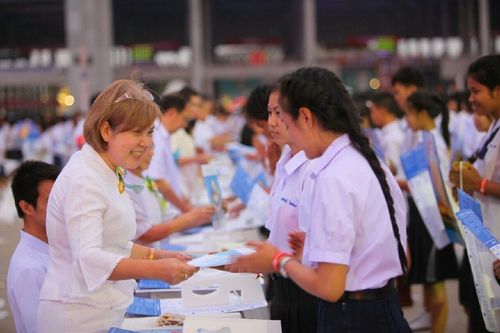 ภาพ No.12187:ประมวลภาพวันรวมพลังเด็กดี V-Star ผู้นำฟื้นฟูศีลธรรมโลก ครั้งที่ 9