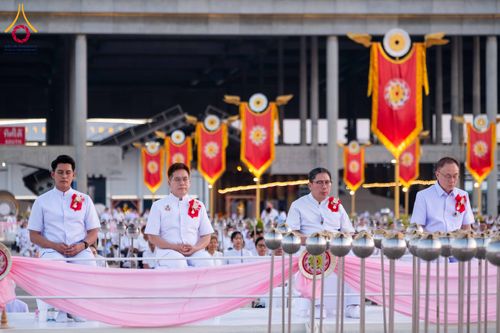 ภาพ No.312124:วันอังคารที่ 3 มีนาคม พ.ศ.2569 พิธีเวียนประทักษิณและจุดมาฆประทีป ณ ลานธรรมพระมหาธรรมกายเจดีย์ วัดพระธรรมกาย