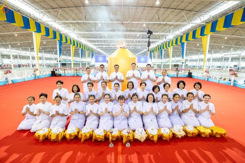 ภาพ No.342853:วันอาทิตย์ที่ 9 สิงหาคม พ.ศ.2569 พิธีจุดเทียนใจ ไฟนิรันดร์ อนันตชัย ณ รัตนบัลลังก์ วัดพระธรรมกาย