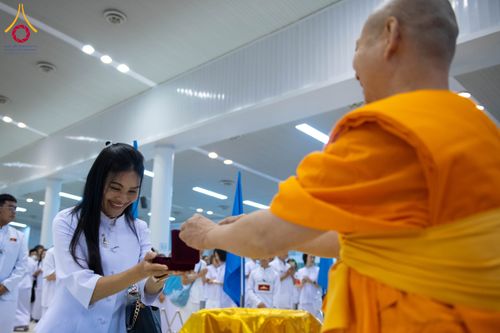 ภาพ No.308592:วันที่ 1 กุมภาพันธ์ พ.ศ. 2569 สัมมนาพิเศษ พิธีมอบพระราชเหล็ก ณ ห้องแก้วสารพัดนึก1 วัดพระธรรมกาย จ.ปทุมธานี