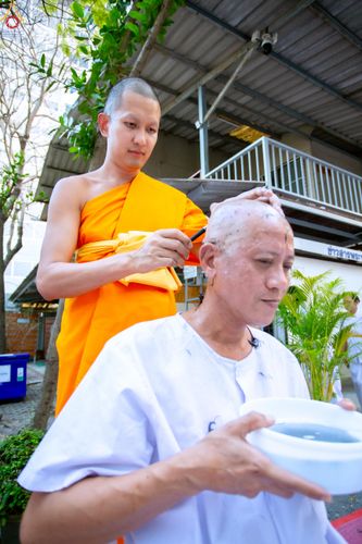 ภาพ No.319821:วันอาทิตย์ที่ 5 เมษายน พ.ศ.2569 พิธีตัดปอยผม และปลงผมนาคธรรมทายาท โครงการบรรพชาและอุปสมบทหมู่ รุ่นบูชาธรรม 82 ปี หลวงพ่อธัมมชโย