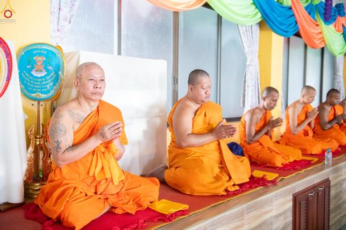 ภาพ No.291247:วันที่ 9 มกราคม พ.ศ. 2569 พิธีทอดผ้าป่าทำนุบำรุงศาสนสถาน ณ วัดนาราภิรมย์ อ.บางเลน จ.นครปฐม ในโครงการธรรมยาตรา กตัญญูบูชา มหาปูชนียาจารย์ พระมงคลเทพมุนี(สด จนฺทสโร) พระผู้ปราบมาร อนุสรณ์สถาน 7 แห่ง ปีที่ 14