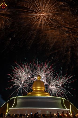 ภาพ No.118402:พิธีจุดประทีปถวายเป็นพุทธบูชา และบูชาธรรมมหาปูชนียาจารย์ พระมงคลเทพมุนี(สด จนฺทสโร) วันที่ 24 มกราคม พ.ศ. 2567 ณ อนุสรณ์สถานบางปลา อ.บางเลน จ.นครปฐม