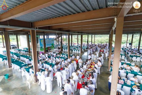 ภาพ No.152296:โครงการอบรมอุบาสก อุบาสิกาแก้ว ตัวแทนทอดกฐิน 30,000 วัด ทั่วไทย ระหว่างวันที่ 6-8 กันยายน พ.ศ. 2567 ณ ศูนย์อบรมเยาวชนกาญจนบุรี