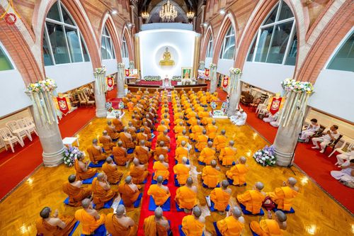 ภาพ No.142789:พิธีพัทธสีมา ประดิษฐานลูกนิมิตมหาสมบัติ สถาปนาอุโบสถวัดพระธรรมกายลอนดอน บูชาธรรม 80 ปี หลวงพ่อธัมมชโย วันเสาร์ที่ 22 มิถุนายน พ.ศ. 2567