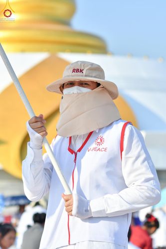 ภาพ No.117963:V.17 สำเร็จๆ การเตรียมงาน เก็บงาน การรับบุญของเจ้าหน้าที่หน่วยงานต่างๆ เพื่อโครงการธรรมยาตรา กตัญญูบูชามหาปูชนียาจารย์ พระมงคลเทพมุนี (สด จนฺทสโร) พระผู้ปราบมาร อนุสรณ์สถาน 7 แห่ง ปีที่ 12 ระหว่างวันที่ 2 - 31 มกราคม พ.ศ.2567