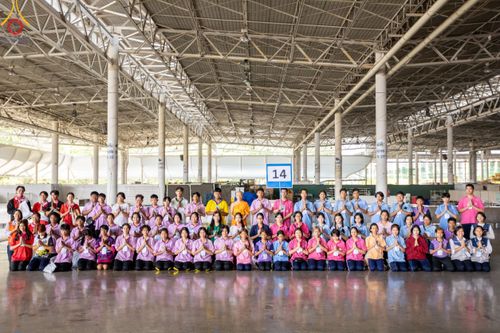 ภาพ No.59570:การอบรมอาสาสมัคร  เตรียมงานและจัดถวายภัตตาหาร แด่พระสังฆาธิการ 10,000 กว่าวัดทั่วประเทศ ในวันที่ 21-22 เมษายน พ.ศ.2567 เพื่องานวันคุ้มครองโลก จัดโดย ชมรมพุทธศาสตร์สากลฯ