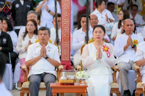 ภาพ No.313862:วันอาทิตย์ที่ 14 มีนาคม พ.ศ. 2569 ทำบุญเมืองหาดใหญ่ตักบาตรพระ 1,109 รูป เติมบุญใหญ่ หลังวิกฤตมหาอุทกภัย ณ ซุ้มประตูไชน่าทาวน์ ถนนศุภสารรังสรรค์ อ.หาดใหญ่ จ.สงขลา