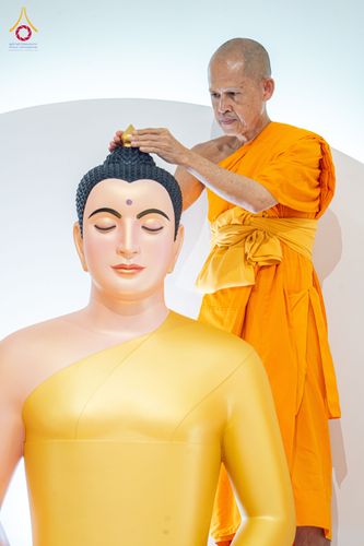 ภาพ No.336256:วันจันทร์ที่ 22 มิถุนายน พ.ศ.2569 พิธีอัญเชิญพระธรรมกาย และบรรจุพระบรมสารีริกธาตุ  ภายในเกศดอกบัวตูม องค์พระประธาน ณ อาคารสมปรารถนา วัดกลางธนรินทร์ ต.บ้านแป้ง อ.พรหมบุรี จ.สิงห์บุรี