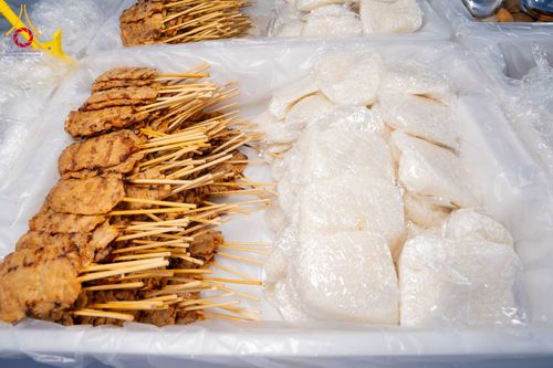 ภาพ No.291423:วันที่ 10 มกราคม พ.ศ. 2569 พิธีถวายภัตตาหารเป็นสังฆทาน แด่พระธรรมยาตรา ณ อนุสรณ์สถานคลองบางนางแท่น อ.สามพราน จ.นครปฐม ในโครงการธรรมยาตรา กตัญญูบูชา มหาปูชนียาจารย์ พระมงคลเทพมุนี(สด จนฺทสโร) พระผู้ปราบมาร อนุสรณ์สถาน 7 แห่ง ปีที่ 14