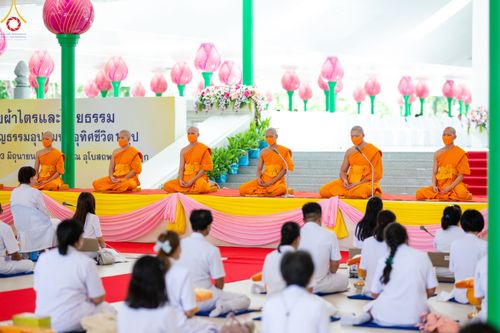 ภาพ No.81692:พิธีอุปสมบทอุทิศชีวิต สามเณรเปรียญธรรม 11 รูป ในวันวิสาขบูชา วันเสาร์ที่ 3 มิถุนายน 2566 ณ อุโบสถพระไตรปิฎก วัดพระธรรมกาย จ.ปทุมธานี