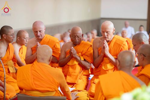 ภาพ No.336824:วันที่ 14 มิถุนายน พ.ศ. 2569 พิธีอุปสมบทธรรมทายาท นานาชาติยุโรปรุ่นที่ 11 เบลเยียม