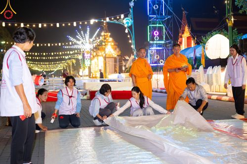 ภาพ No.311139:วันเสาร์ที่ 28 กุมภาพันธ์ พ.ศ. 2569 พิธีตักบาตรพระมหากุศล 11,250 รูป เฉลิมฉลอง 1,250 ปีศรีธรรมราชเจดีย์ สู่มรดกโลก ณ ถนนราชดำเนิน บริเวณหน้าวัดพระมหาธาตุวรมหาวิหาร อ.เมือง จ.นครศรีธรรมราช