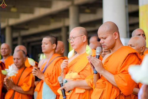 ภาพ No.319232:วันที่ 3 เมษายน พ.ศ. 2569 คณะชาวอินเดีย 47 ท่าน เข้าเยี่ยมชม วัดพระธรรมกาย