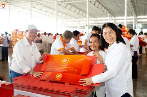 ภาพ No.320508:วันที่ 10 เมษายน พ.ศ.2569 การเตรียมกล่องไทยธรรม เพื่องานถวายมหาสังฆทาน 40,000 กว่าวัดทั่วประเทศ วันคุ้มครองโลก 22 เมษายน พ.ศ.2569 วัดพระธรรมกาย