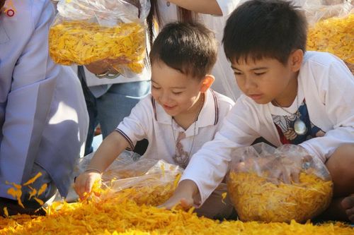 ภาพ No.12280:ประมวลภาพธุดงค์ธรรมชัย ปีที่ 4 วันที่ 2 มกราคม พ.ศ. 2558