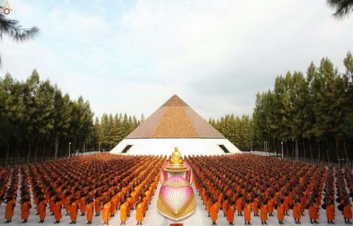 ภาพ No.12971:ประมวลภาพธุดงค์ธรรมชัย ปีที่ 4 วันที่ 9 มกราคม 2558