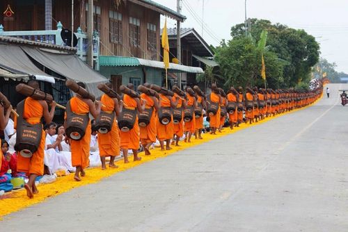 ภาพ No.12732: ประมวลภาพธุดงค์ธรรมชัย ปีที่ 4 วันที่ 10 มกราคม พ.ศ. 2558