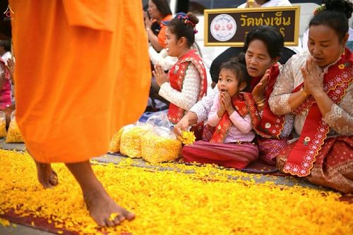 ภาพ No.12746: ประมวลภาพธุดงค์ธรรมชัย ปีที่ 4 วันที่ 10 มกราคม พ.ศ. 2558